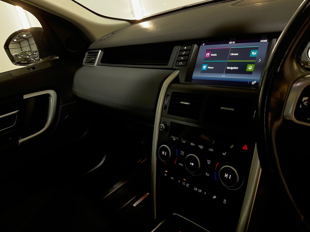 Used Land Rover Discovery Sport 2016 for sale - 77819243: Photo 23