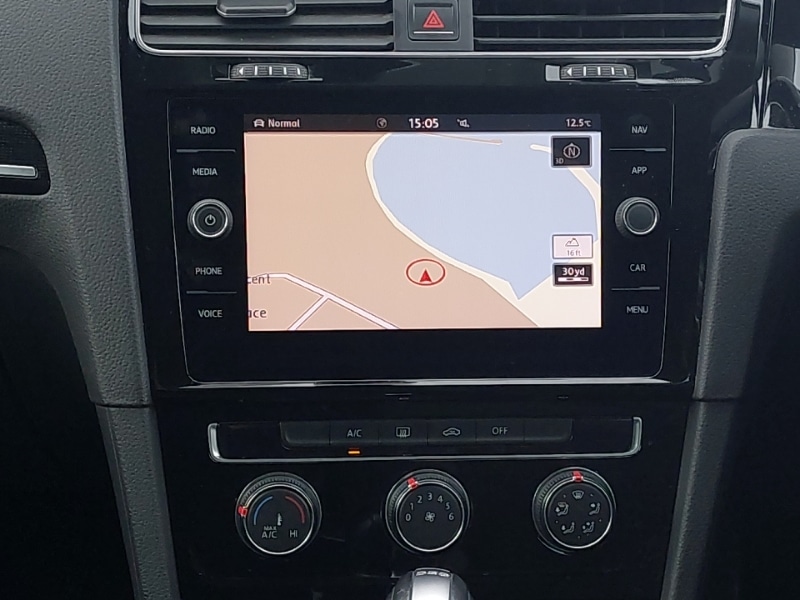 Used Volkswagen Golf 2018 for sale - 76383852: Photo 10