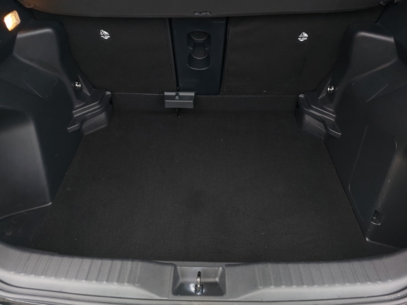 Used Toyota Yaris Cross 2022 for sale - 76700025: Photo 8