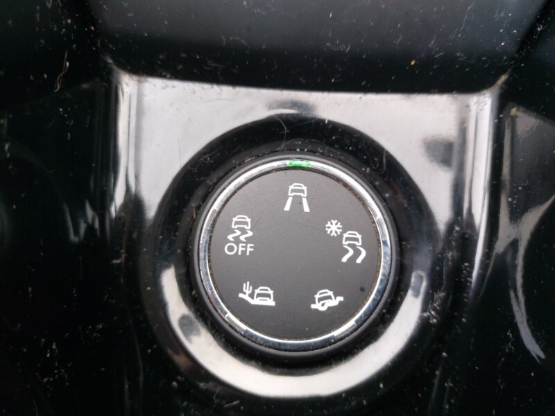 Used Peugeot 2008 2016 for sale - 76763894: Photo 13