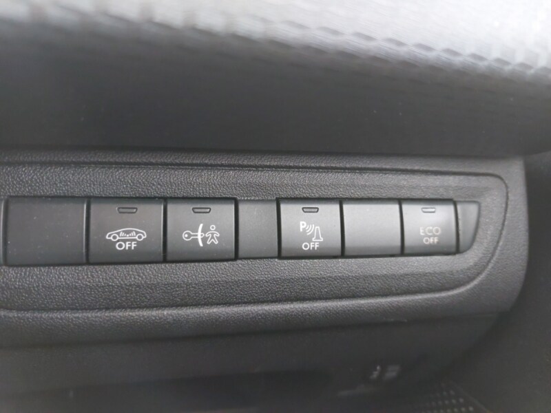 Used Peugeot 2008 2016 for sale - 76763894: Photo 15