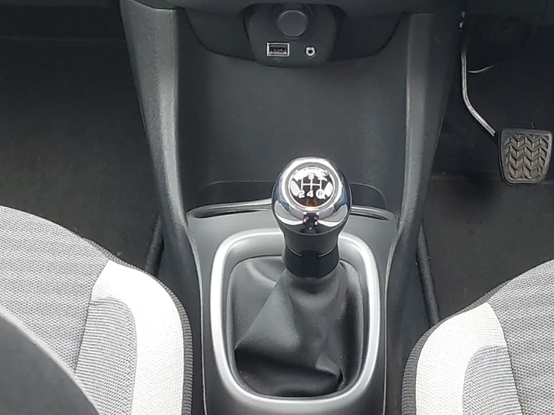 Used Toyota AYGO 2019 for sale - 78041121: Photo 11