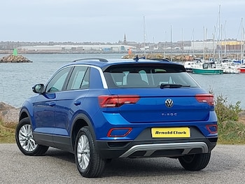 Used Volkswagen T-Roc 2023 for sale - 78369411: Photo