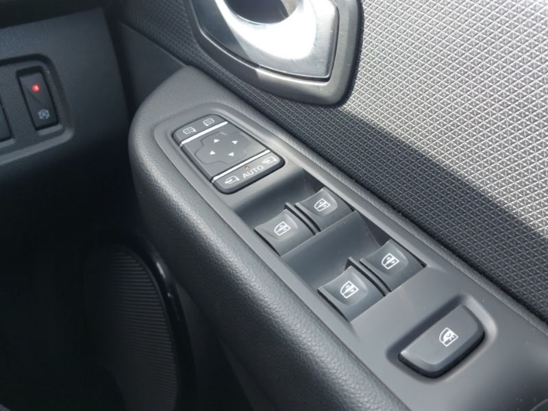 Used Renault Clio 2018 for sale - 78113099: Photo 18