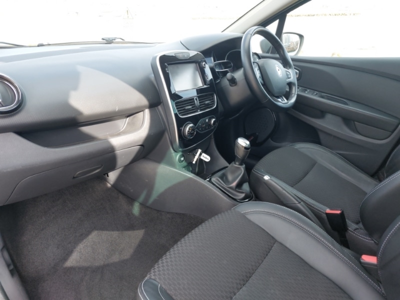 Used Renault Clio 2018 for sale - 78113099: Photo 5