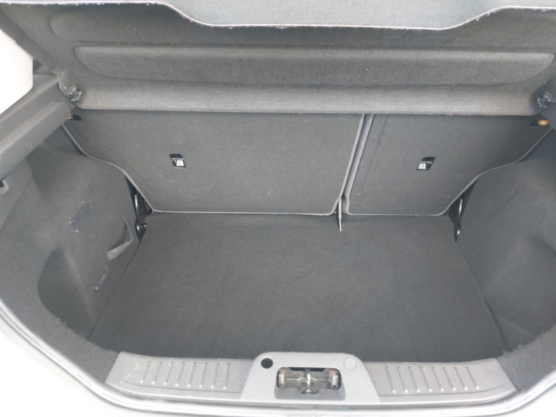 Used Ford Fiesta 2013 for sale - 77093093: Photo 8