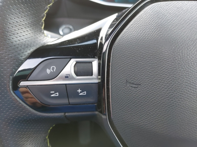 Used Peugeot 2008 2020 for sale - 76925124: Photo 13