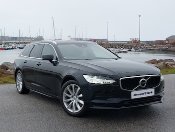 2019 - 2.0 T4 Momentum 5dr Geartronic