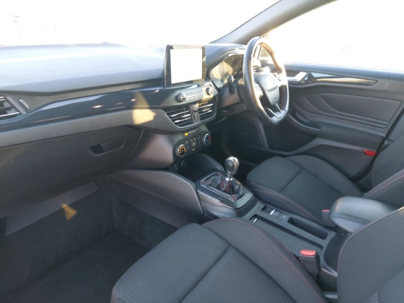 Used Ford Focus 2018 for sale - 77155010: Photo 5