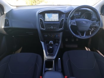 Used Ford Focus 2017 for sale - 76140992: Photo