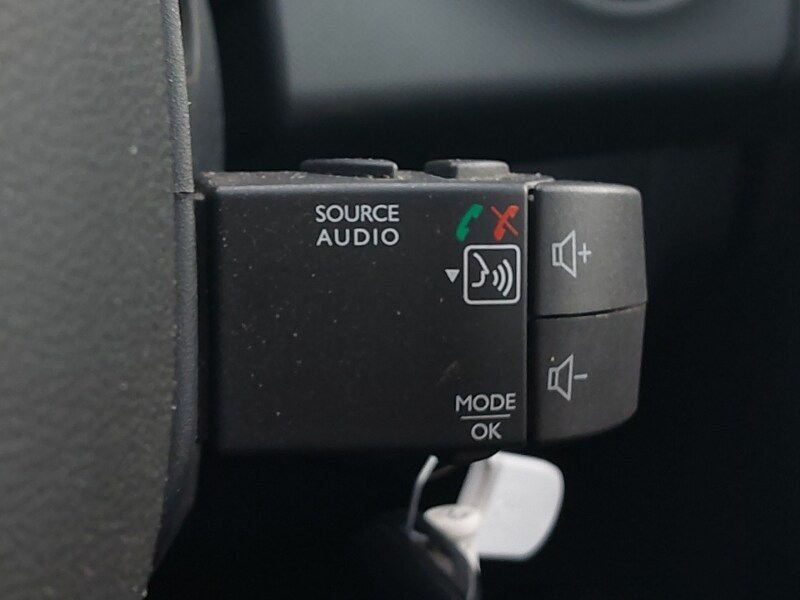 Used Dacia Sandero Stepway 2018 for sale - 76779847: Photo 18