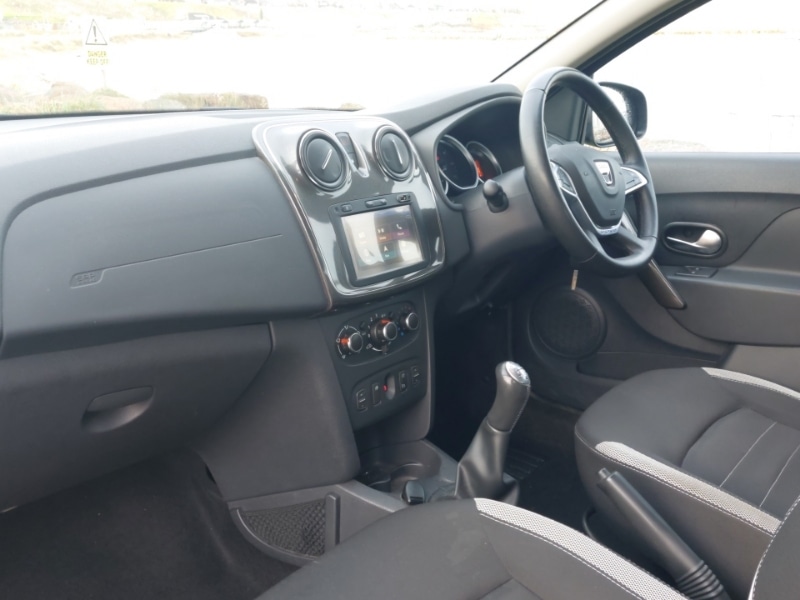 Used Dacia Sandero Stepway 2018 for sale - 76779847: Photo 5