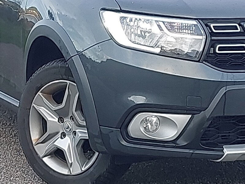 Used Dacia Sandero Stepway 2018 for sale - 76779847: Photo 9