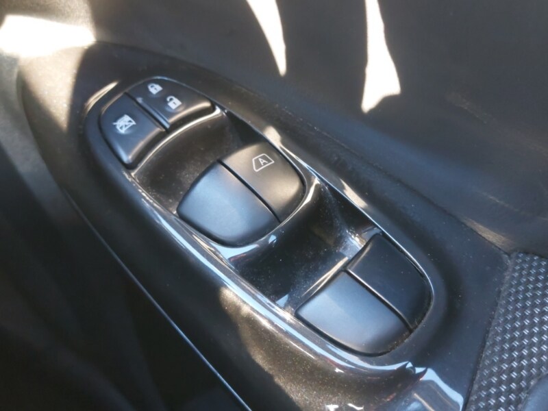 Used Nissan Juke 2016 for sale - 77311629: Photo 18