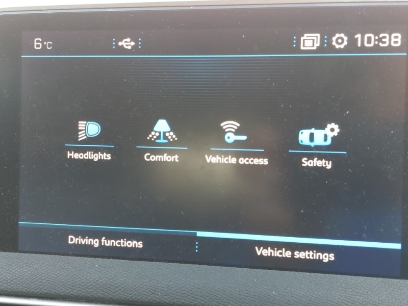 Used Peugeot 3008 2018 for sale - 77793126: Photo 18