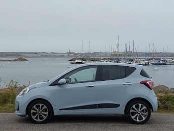 Used Hyundai i10 2019 for sale - 79443525: Photo