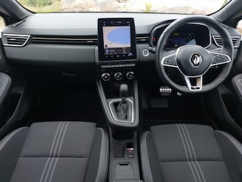 Used Renault Clio 2023 for sale - 79311033: Photo