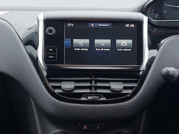 Used Peugeot 2008 2016 for sale - 76294309: Photo 10