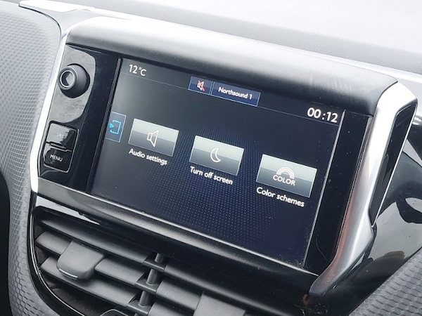 Used Peugeot 2008 2016 for sale - 76294309: Photo 15