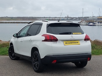 Used Peugeot 2008 2016 for sale - 76294309: Photo 3