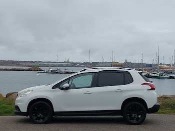 Used Peugeot 2008 2016 for sale - 76294309: Photo 4