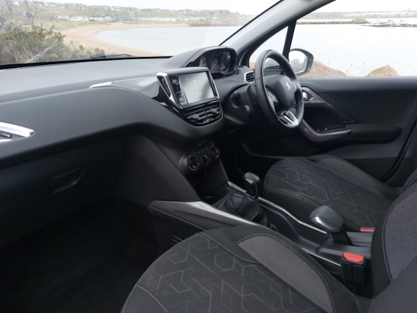 Used Peugeot 2008 2016 for sale - 76294309: Photo 5