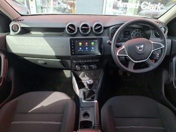 Used Dacia Duster 2023 for sale - 78333773: Photo