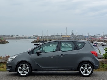 Used Vauxhall Meriva 2015 for sale - 79361050: Photo