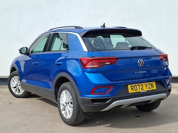 Used Volkswagen T-Roc 2022 for sale - 75476359: Photo