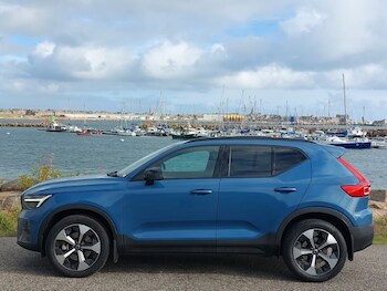 Used Volvo XC40 2024 for sale - 76456094: Photo