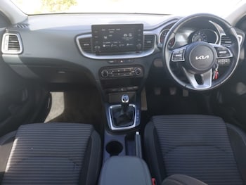 Used Kia Ceed 2022 for sale - 75599851: Photo