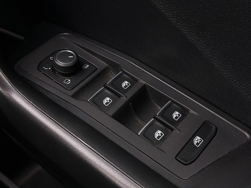 Used Volkswagen T-Roc 2019 for sale - 77777409: Photo 18