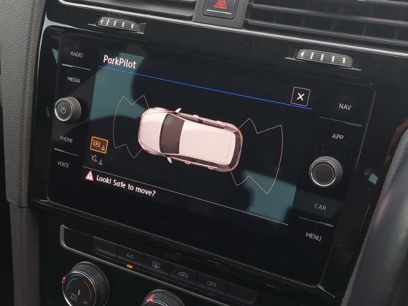 Used Volkswagen Golf 2018 for sale - 76484035: Photo 15