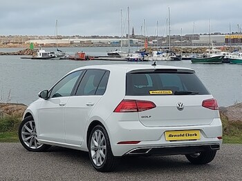 Used Volkswagen Golf 2018 for sale - 76484035: Photo