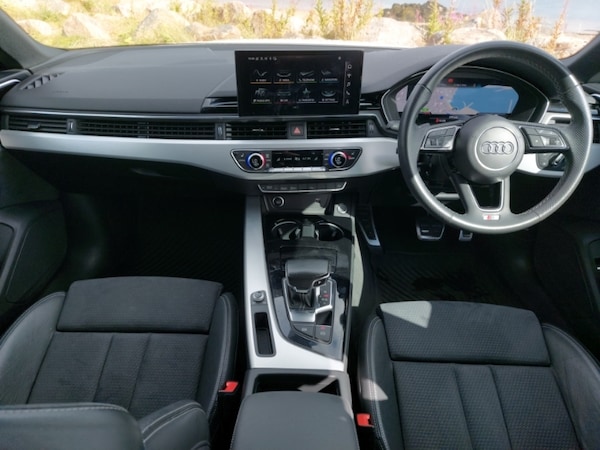 Used Audi A5 2022 for sale - 76183647: Photo 2