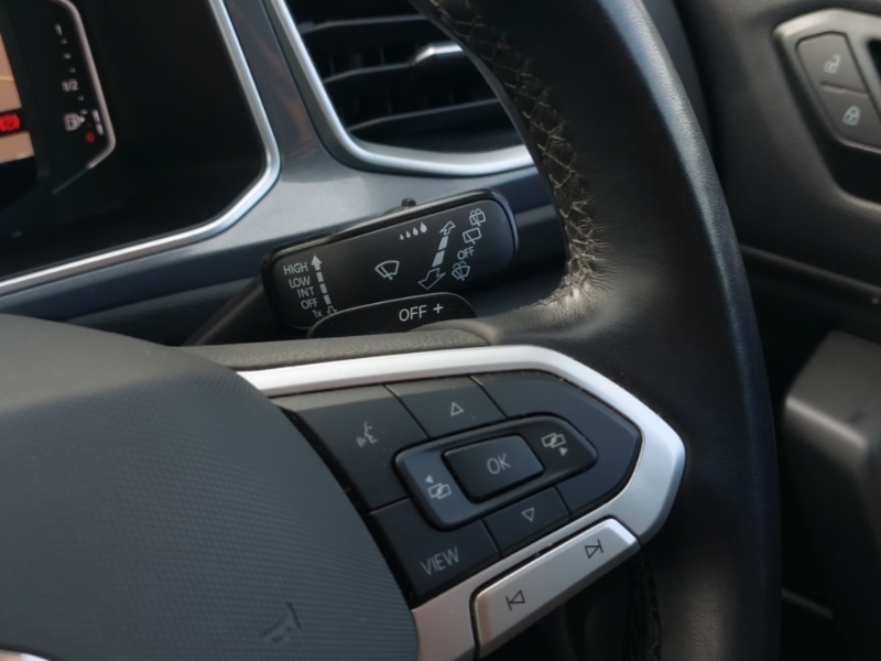 Used Volkswagen T-Roc 2023 for sale - 76602427: Photo 17