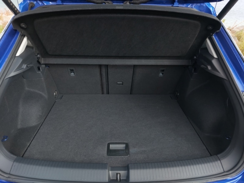 Used Volkswagen T-Roc 2023 for sale - 76602427: Photo 8