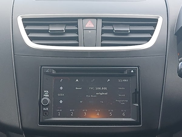 Used Suzuki Swift 2016 for sale - 76331968: Photo 10