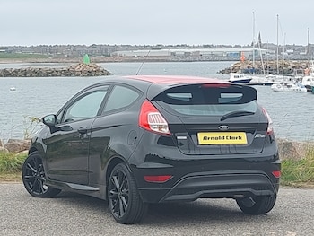 Used Ford Fiesta 2017 for sale - 79315911: Photo