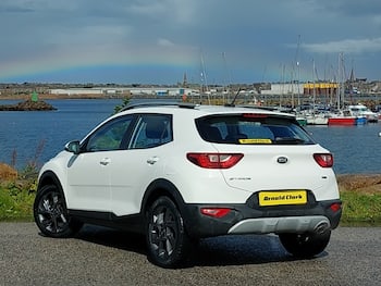 Used Kia Stonic 2018 for sale - 79650817: Photo