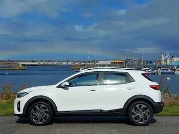 Used Kia Stonic 2018 for sale - 79650817: Photo
