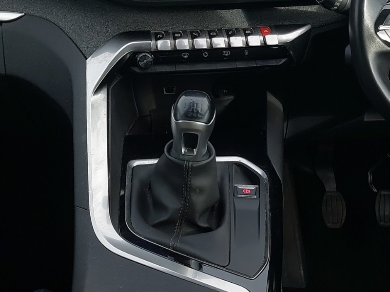 Used Peugeot 3008 2018 for sale - 78164347: Photo 11