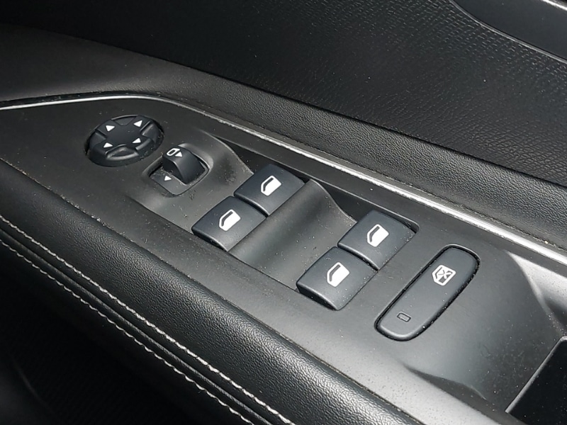 Used Peugeot 3008 2018 for sale - 78164347: Photo 16