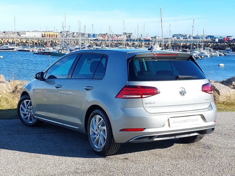 Used Volkswagen Golf 2019 for sale - 77790671: Photo 3