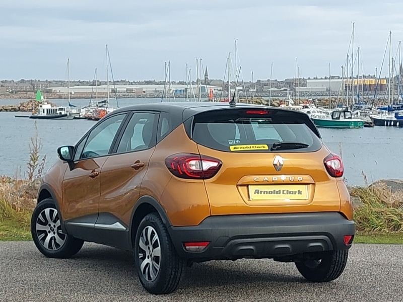 Used Renault Captur 2019 for sale - 76172055: Photo 3