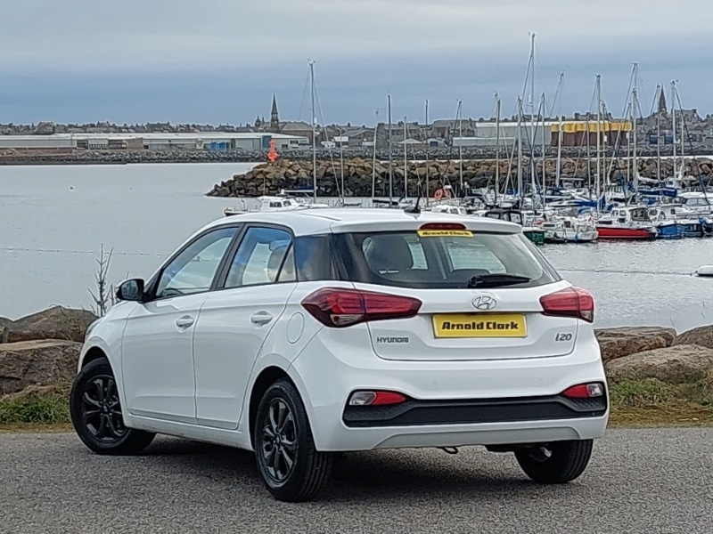 Used Hyundai i20 2018 for sale - 78079812: Photo 3