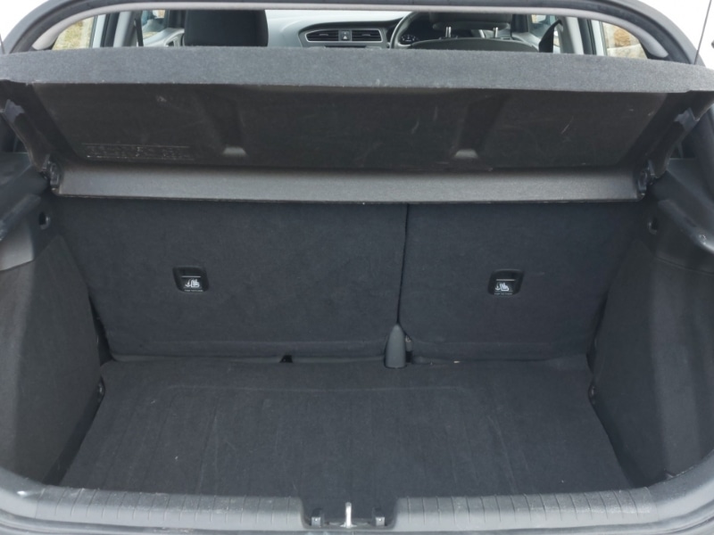 Used Hyundai i20 2018 for sale - 78079812: Photo 8