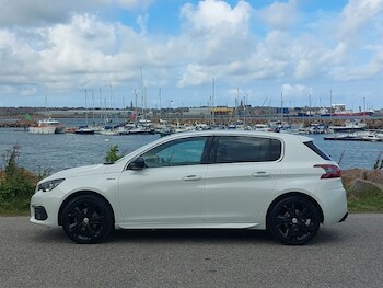 Used Peugeot 308 2017 for sale - 75486009: Photo