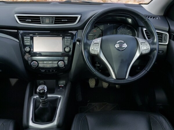 Used Nissan Qashqai 2017 for sale - 76103717: Photo 7