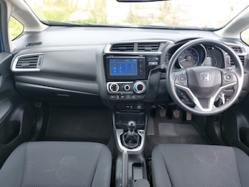 Used Honda Jazz 2018 for sale - 75530515: Photo